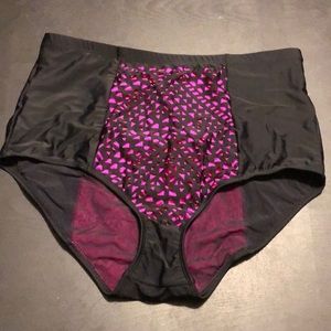 Torrid size 2 high waisted swim bottom